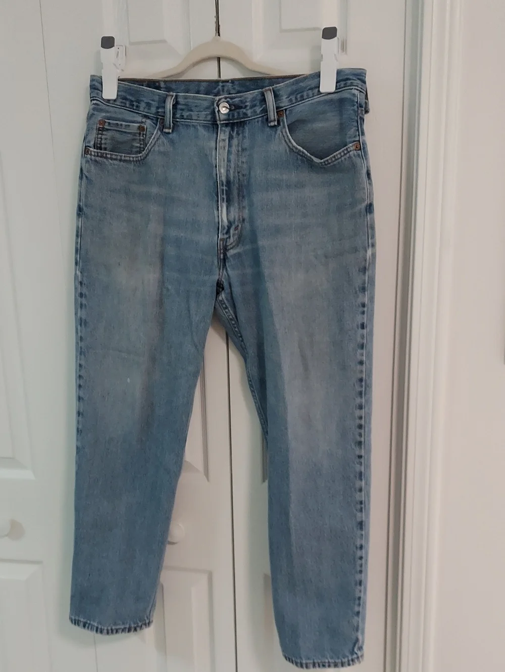 550 Levis, Size 36/29, Lightwash Blue Denim, Vintage